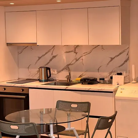 Magic Apartmán Golem (Tirana)